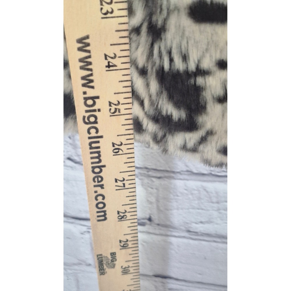 Kristen Blake Reversible Faux Fur Vest Snow Leopard Quilted Hooded Ivory Women - Picture 11 of 14